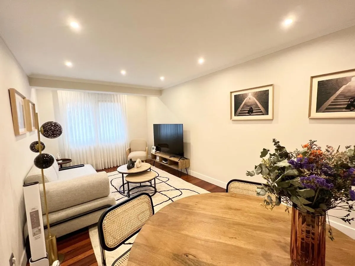 River Deluxe Con Garaje Gratis Bilbao Spanje
